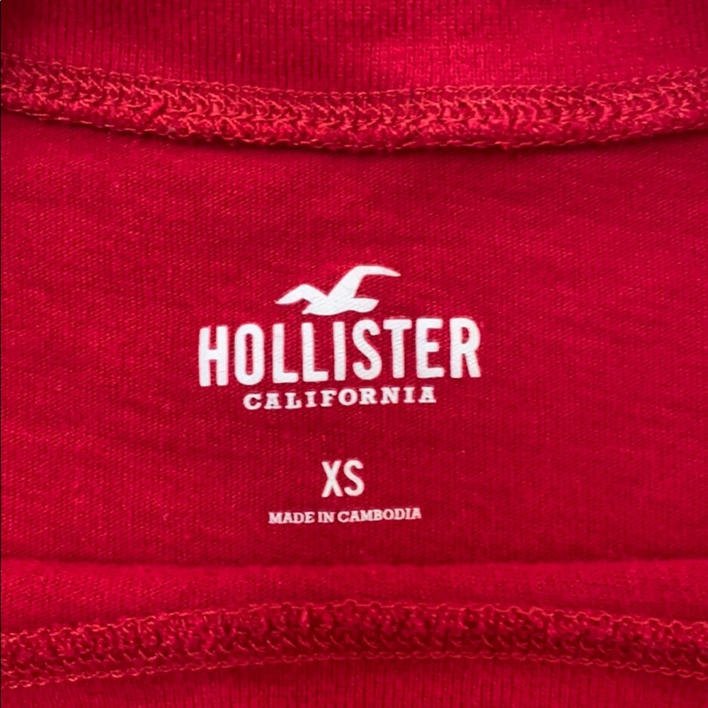 Hollister Red Crop Too - Picture 3 of 3